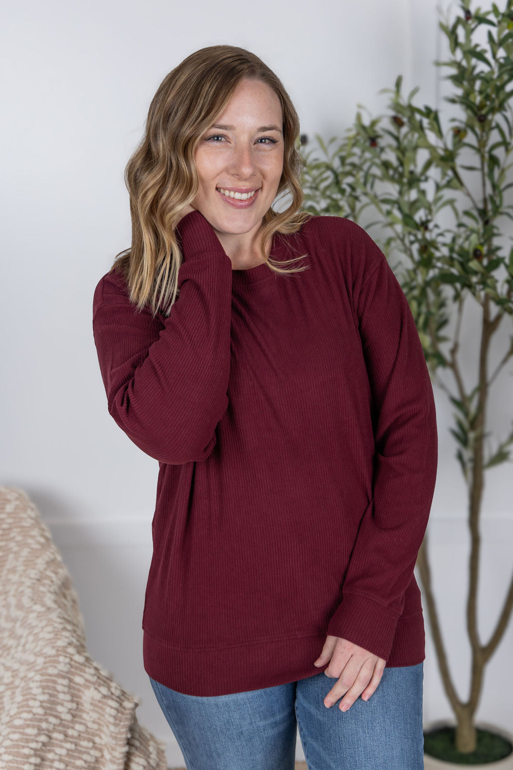 Corrine Ribbed Pullover Top - Burgundy