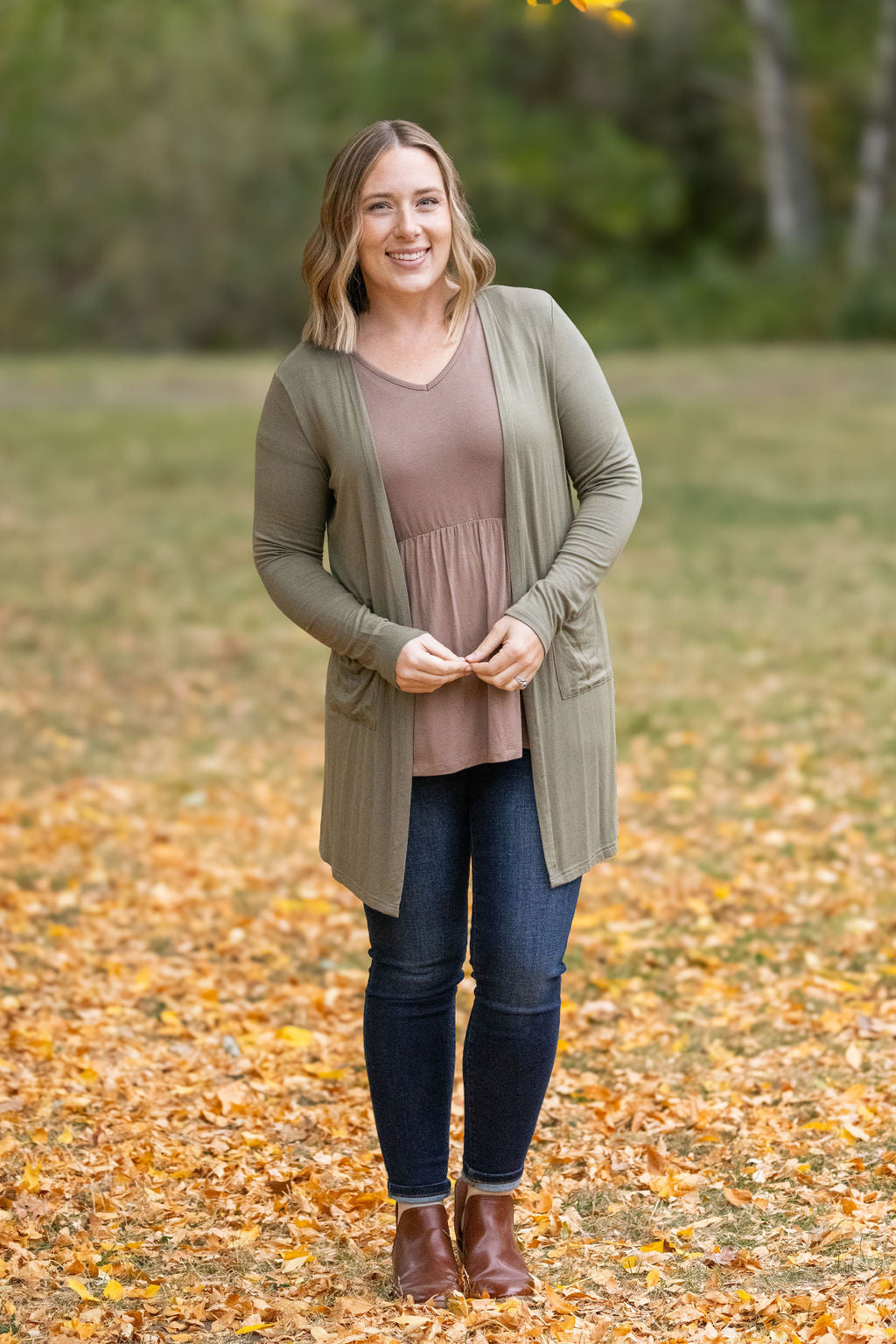 Classic Cardigan - Olive