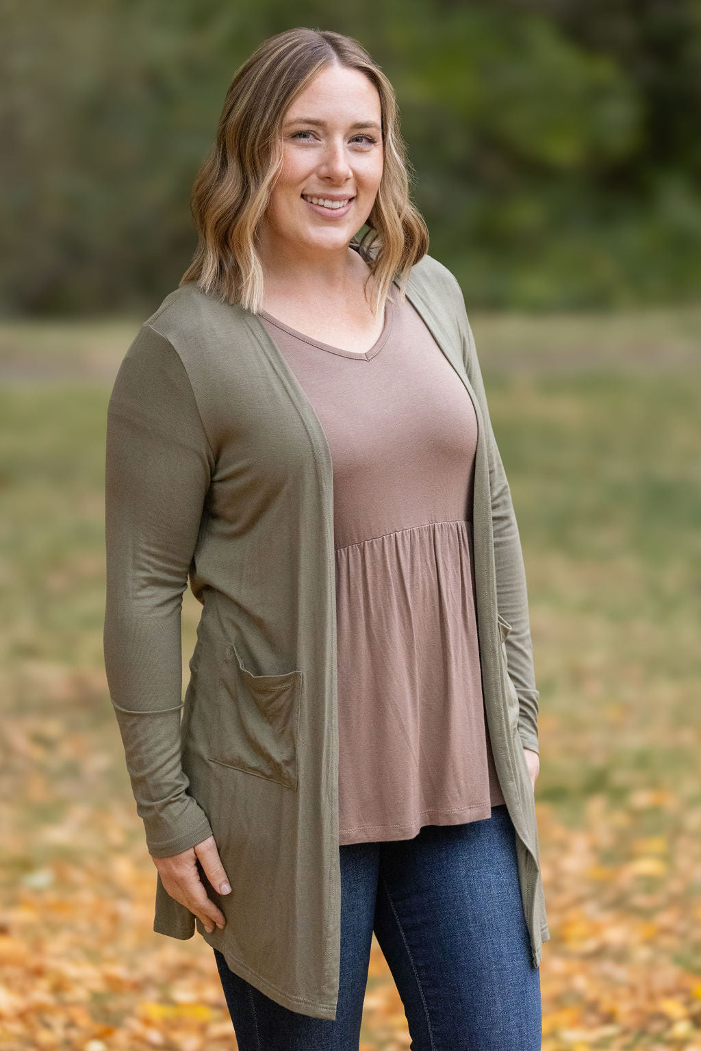 Classic Cardigan - Olive