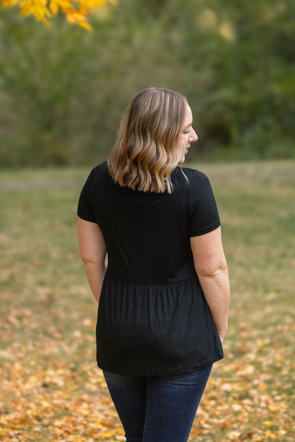 Sarah Ruffle Short Sleeve - Black