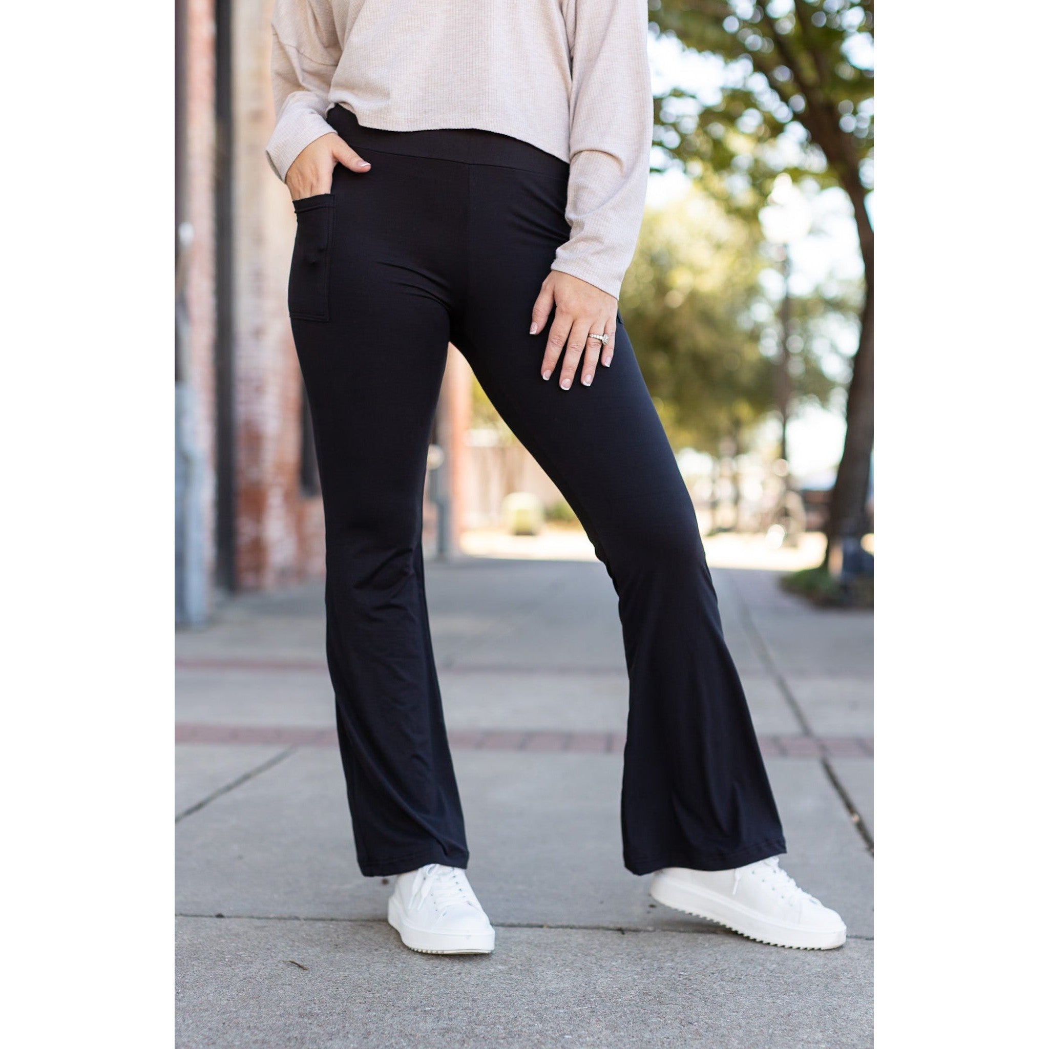 Ready to Ship | The Vanessa - 30 inch Black Bootcut Leggings