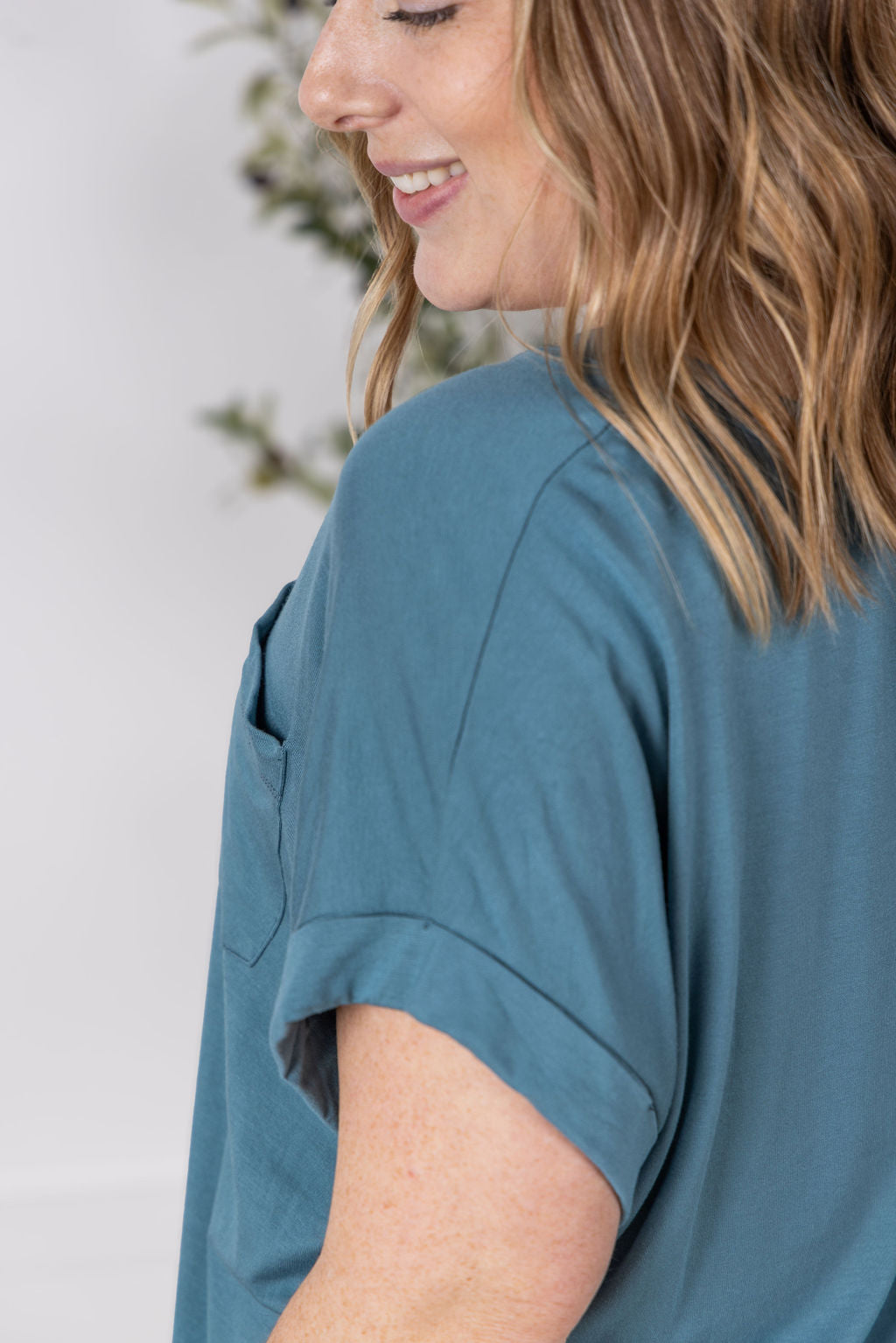 Sierra Pocket Top - Light Teal