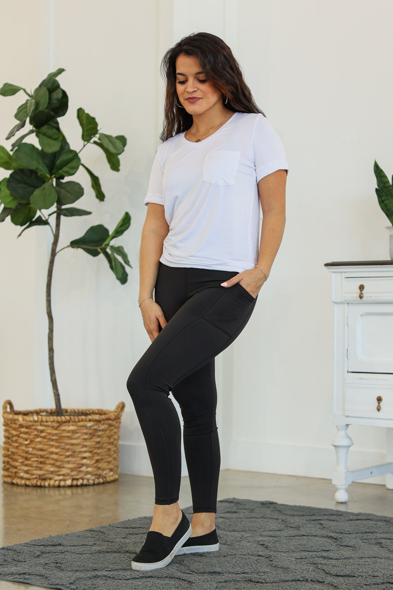 Women's Athleisure Leggings - Black