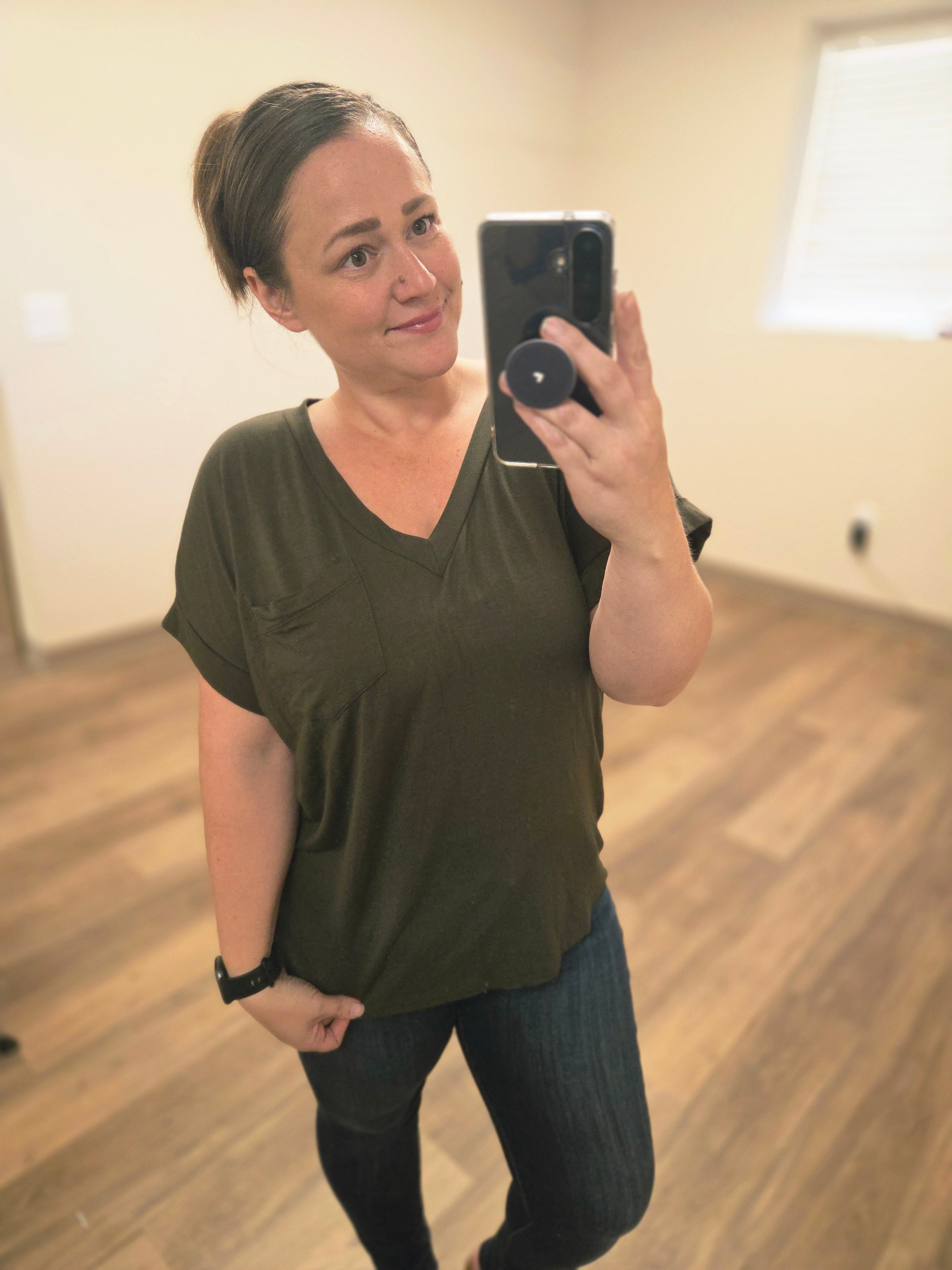 Sierra Pocket Top - Olive