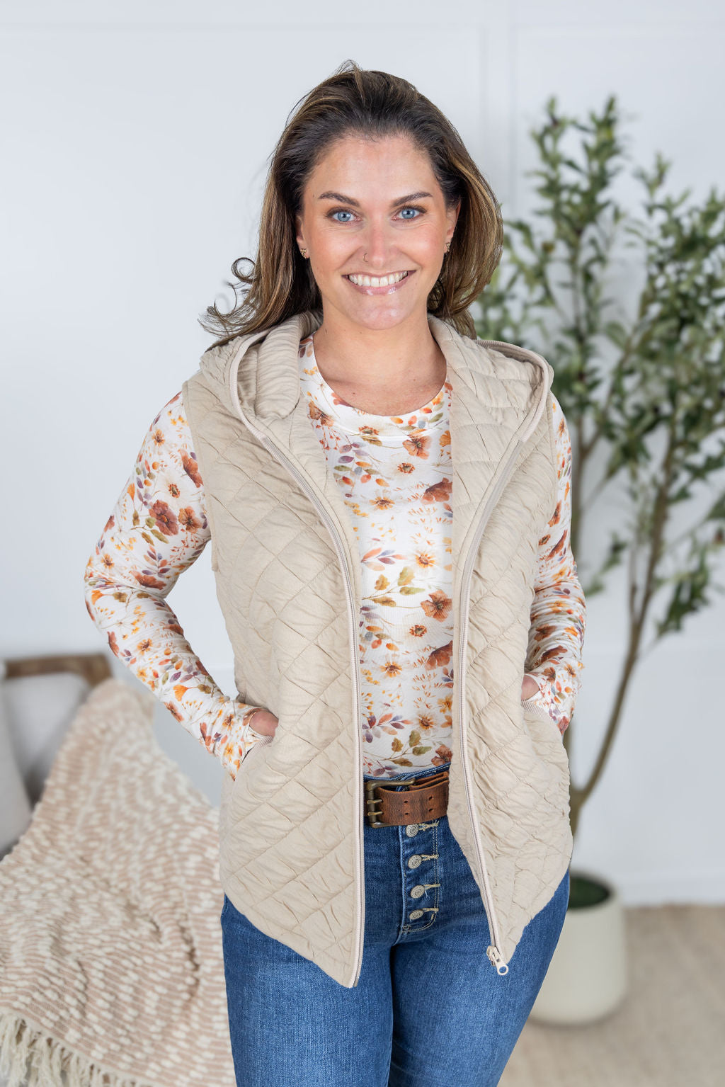Heather Hooded Vest - Beige