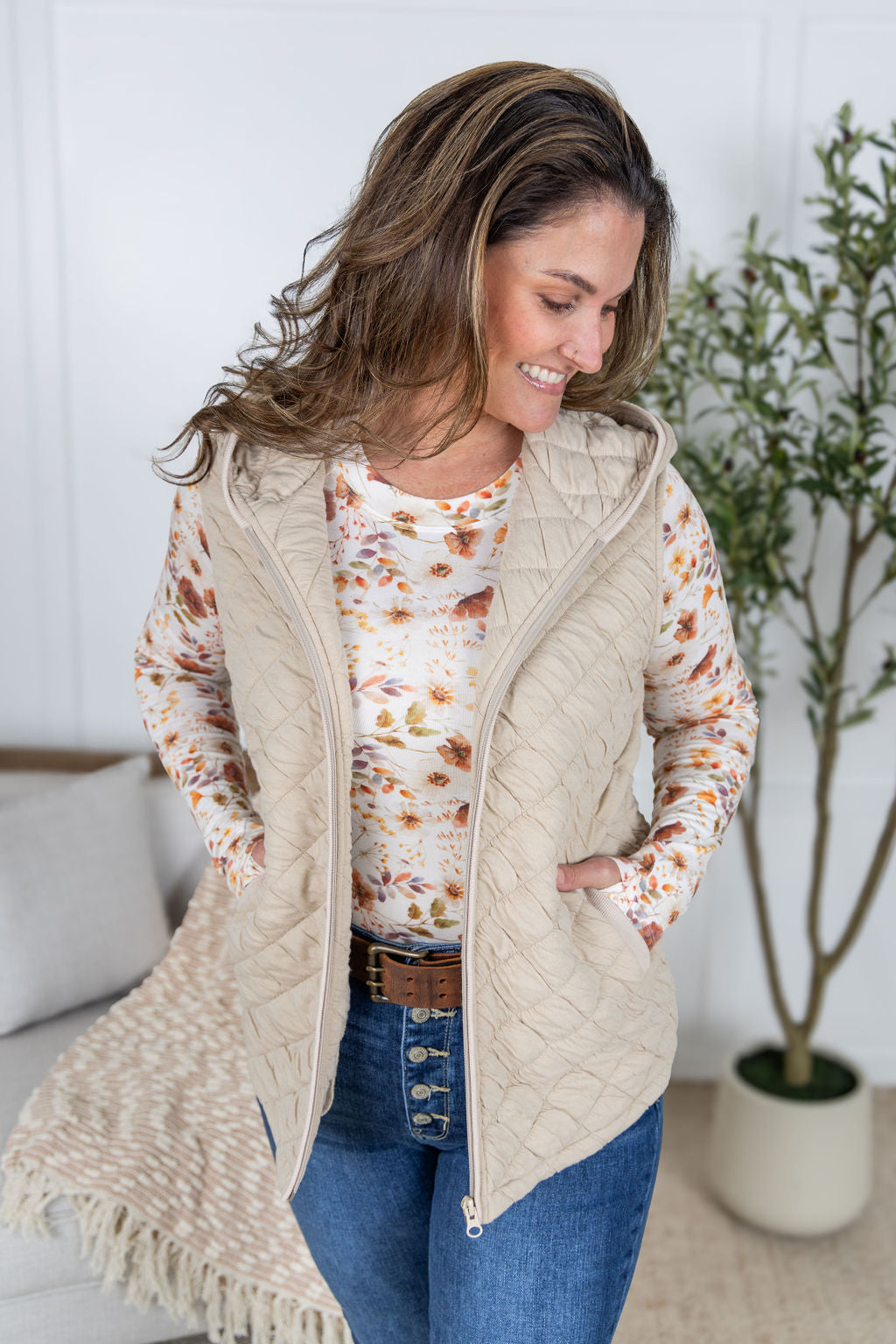 Heather Hooded Vest - Beige