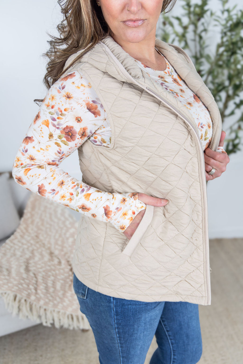 Heather Hooded Vest - Beige