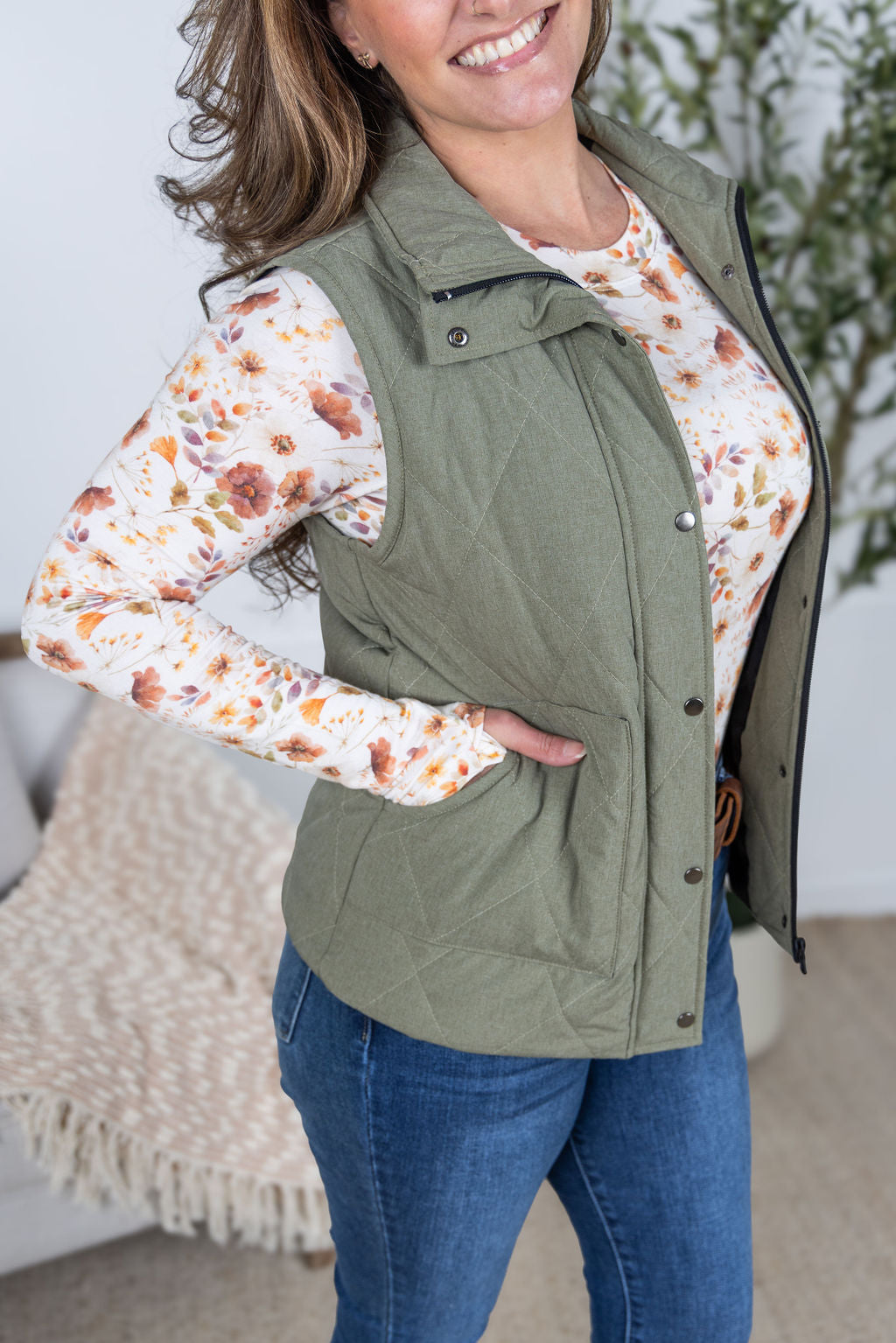 Remy Zip Up Vest - Heathered Sage
