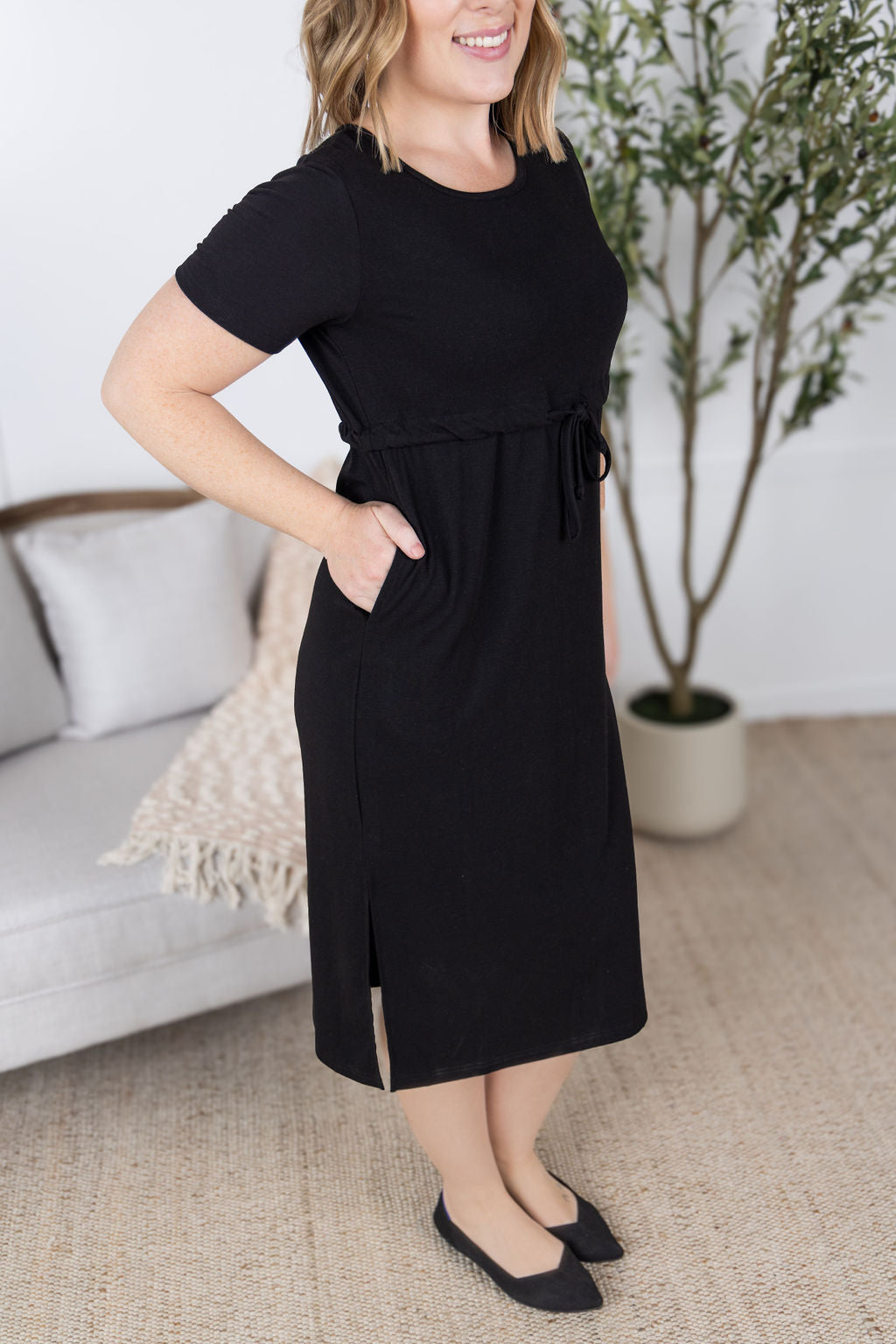 Gracelynn Midi Dress - Black