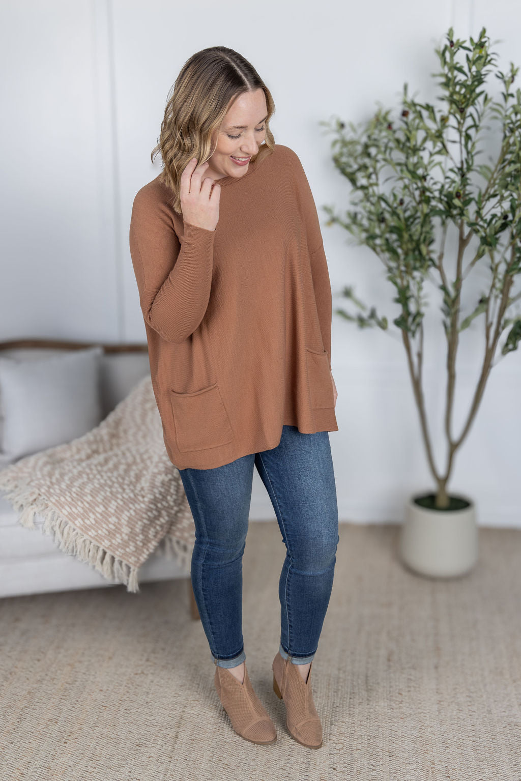 Naomi Pocket Sweater - Latte