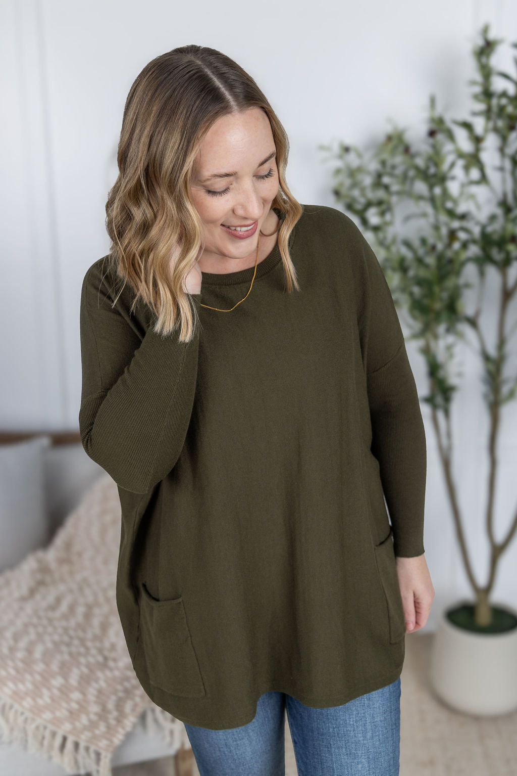 Naomi Pocket Sweater - Olive