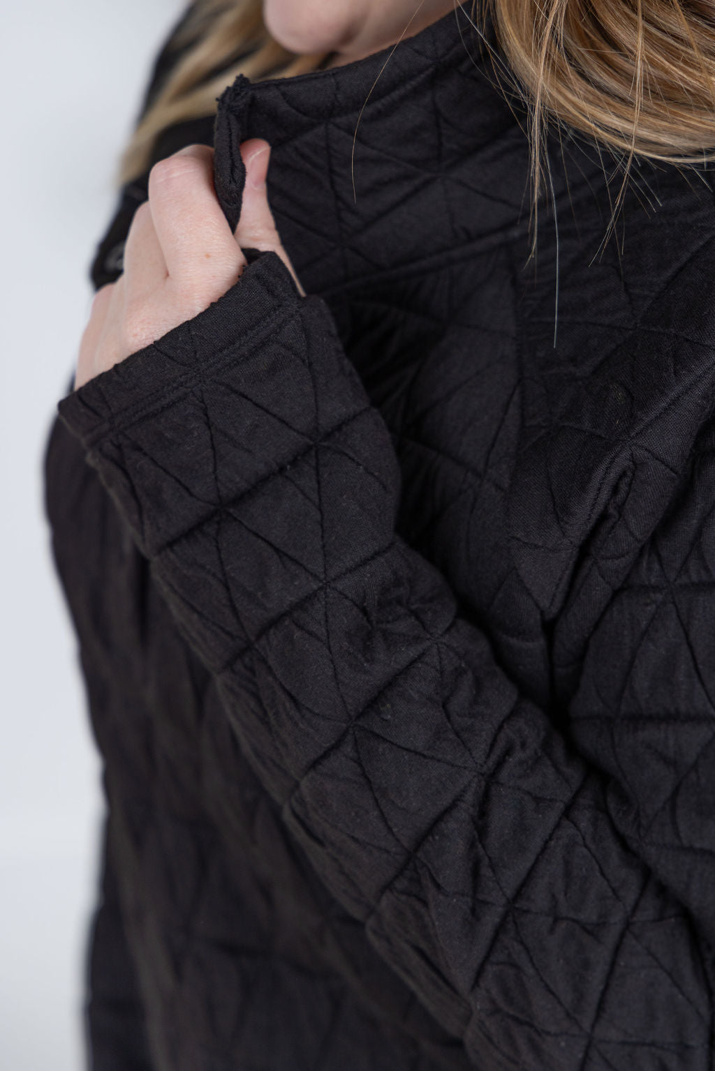 Geometric Button Snap Pullover - Black