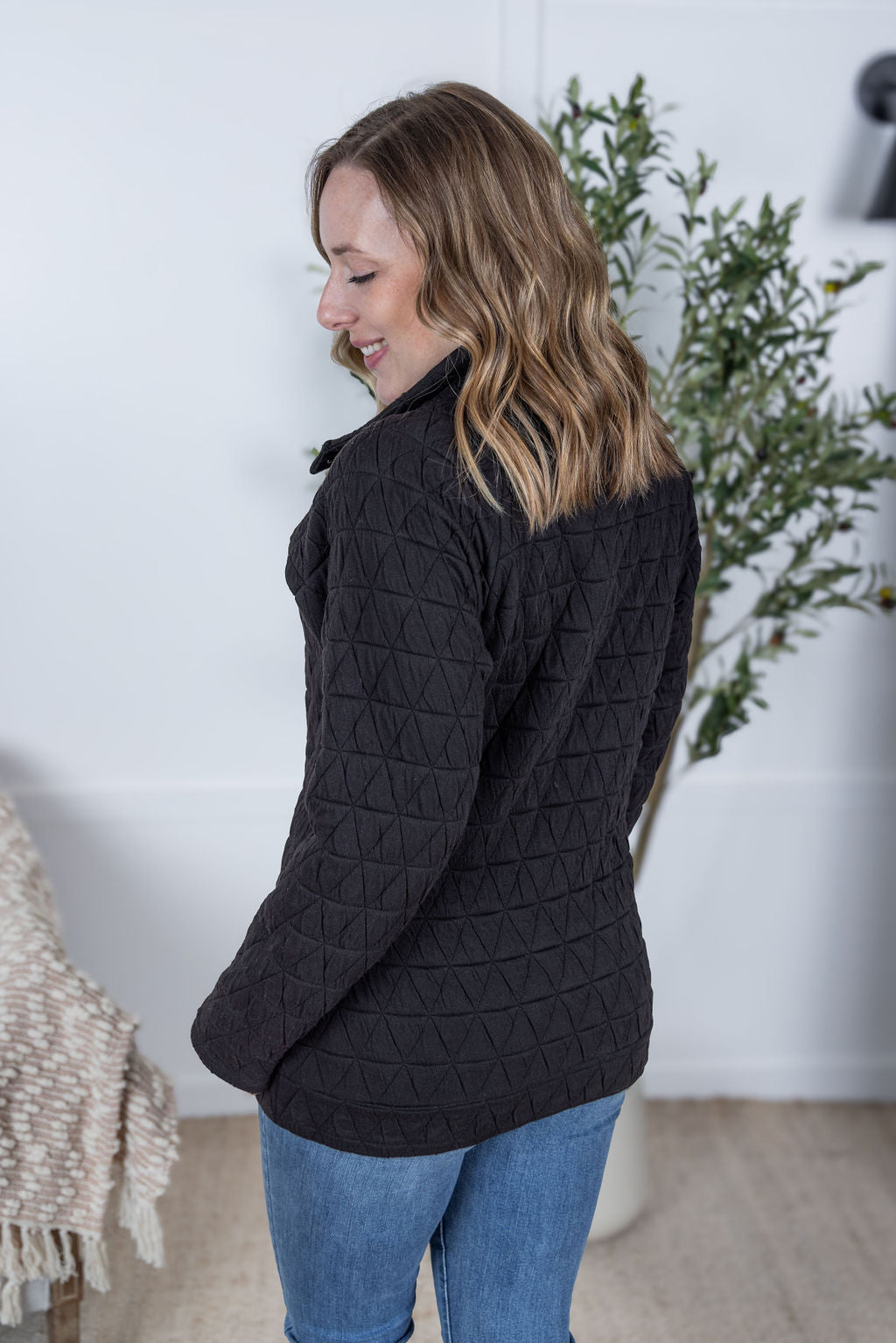 Geometric Button Snap Pullover - Black