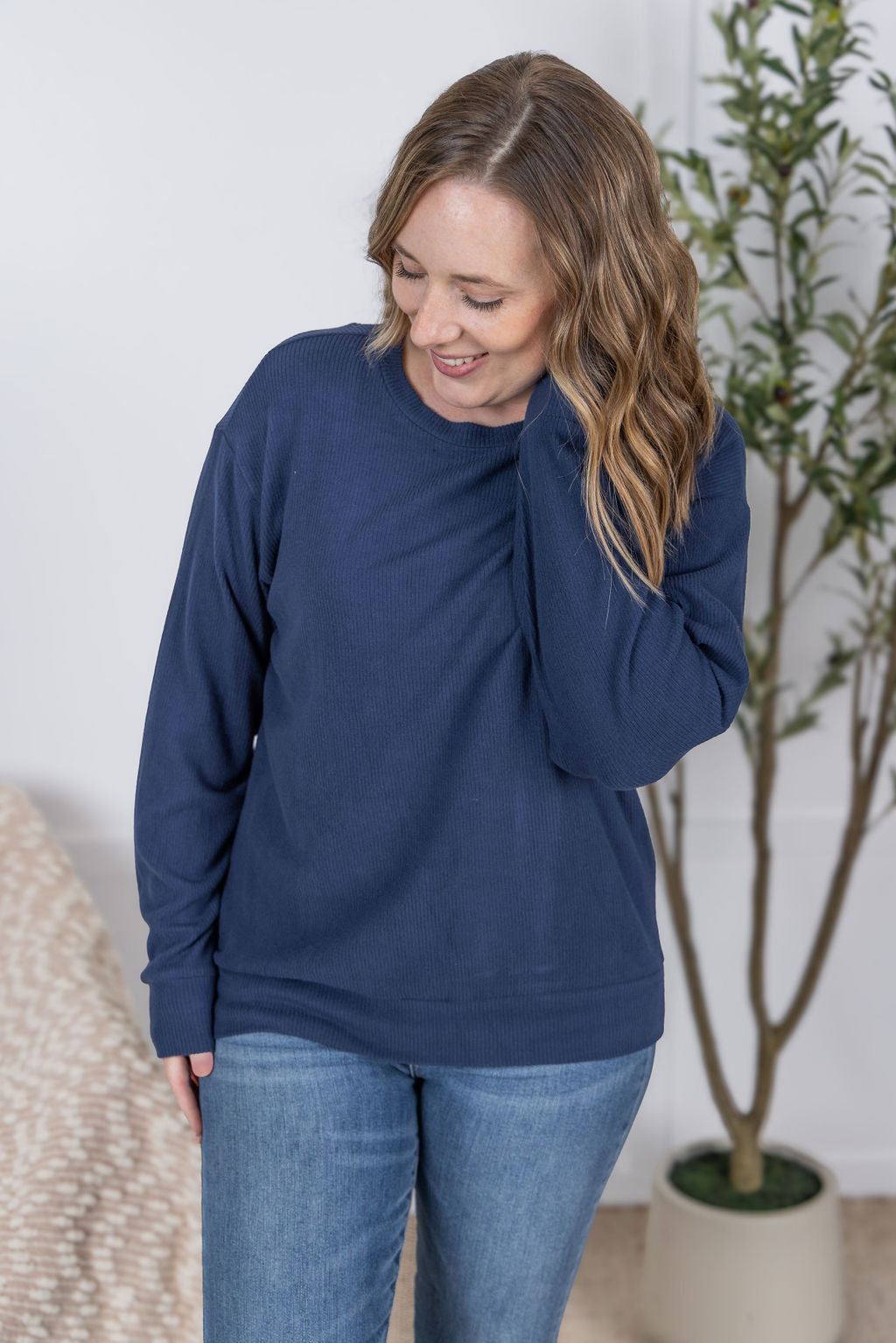 Corrine Ribbed Pullover Top - Navy