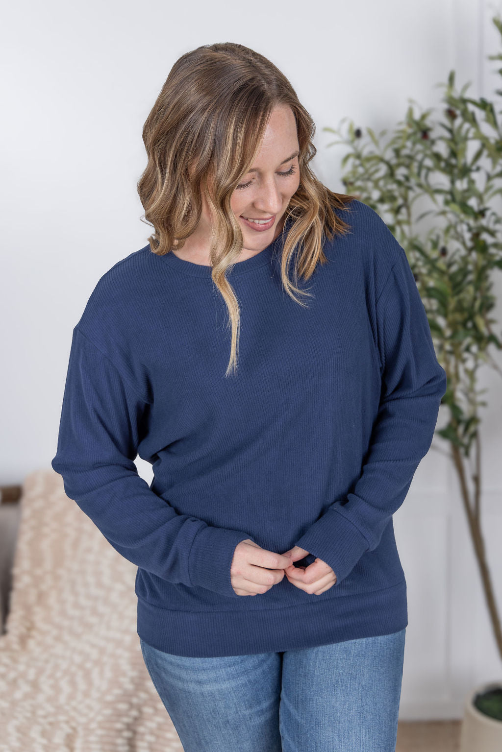 Corrine Ribbed Pullover Top - Navy