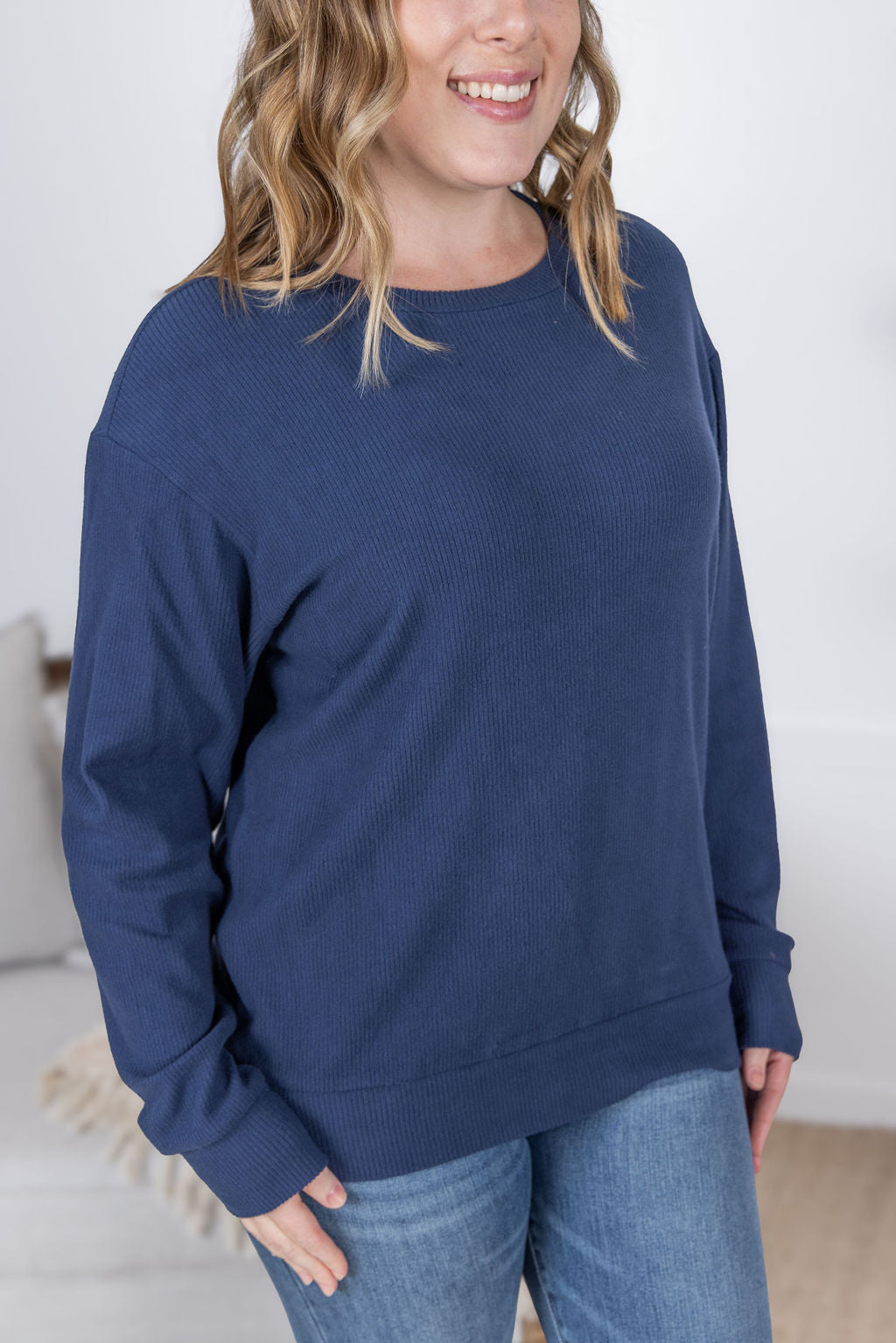 Corrine Ribbed Pullover Top - Navy