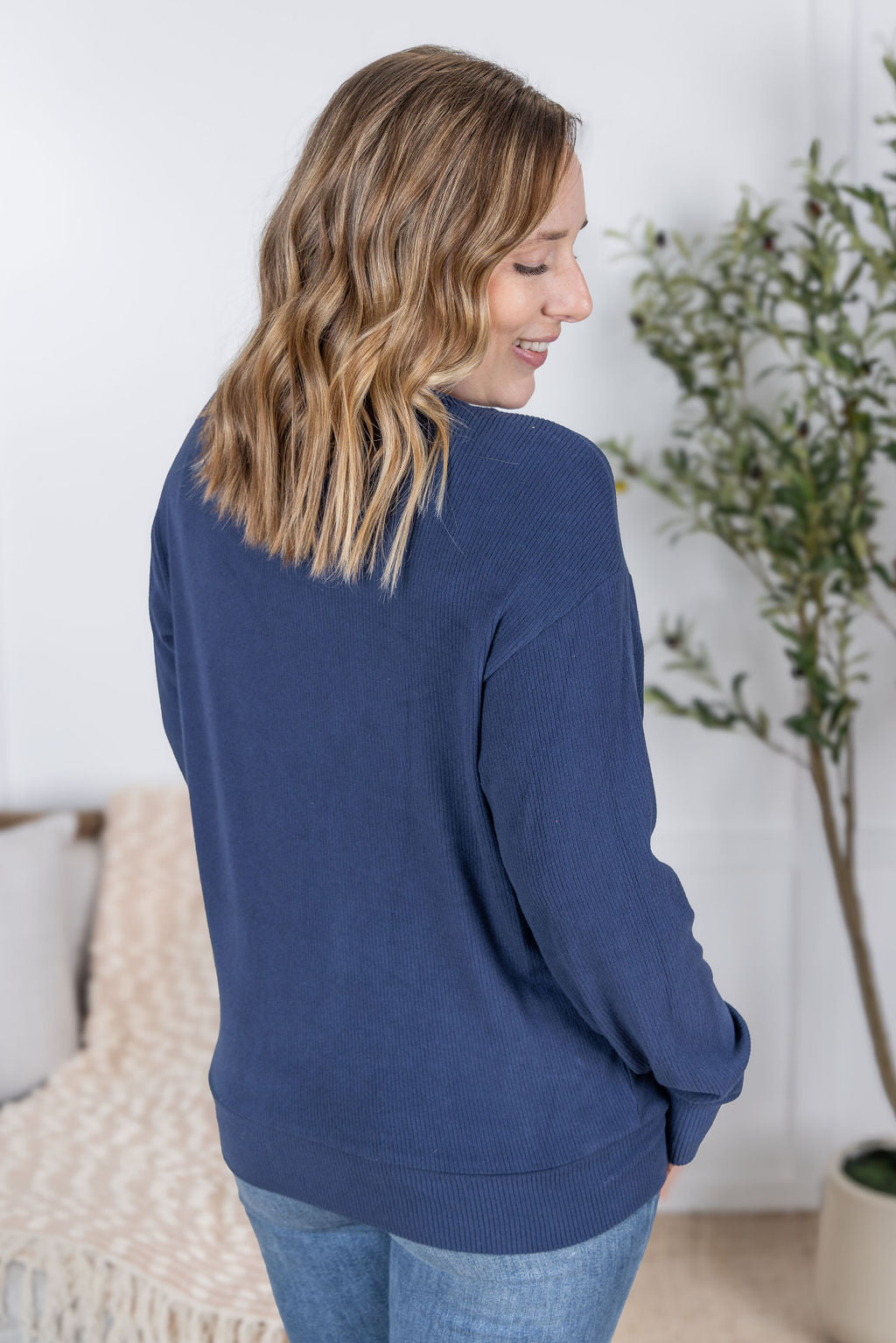 Corrine Ribbed Pullover Top - Navy