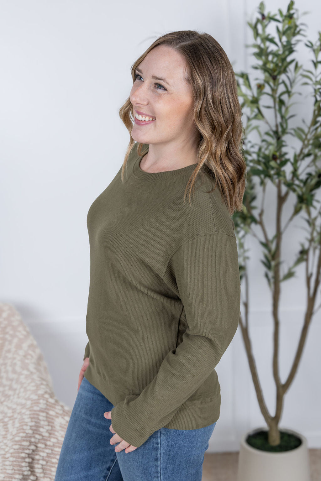 Corrine Ribbed Pullover Top - Olive