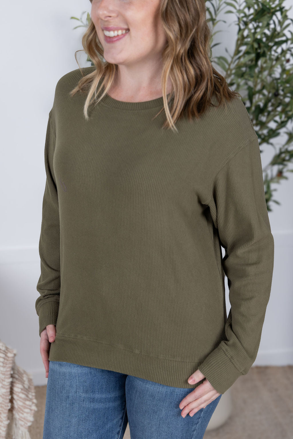 Corrine Ribbed Pullover Top - Olive