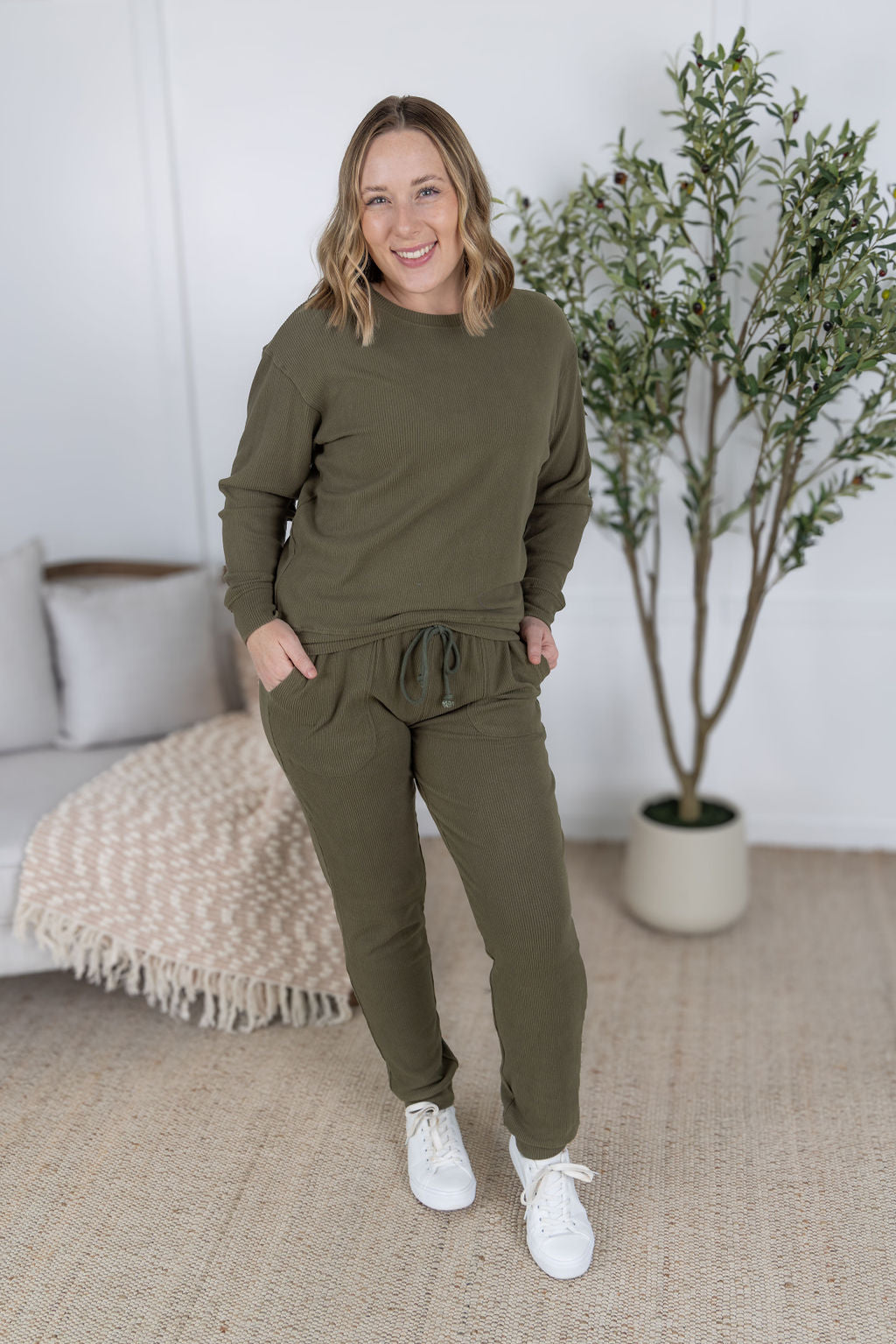 Corrine Joggers - Olive