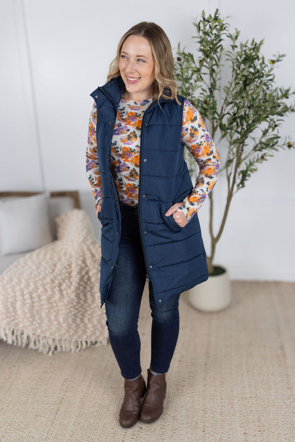 Harlow Long Vest - Navy