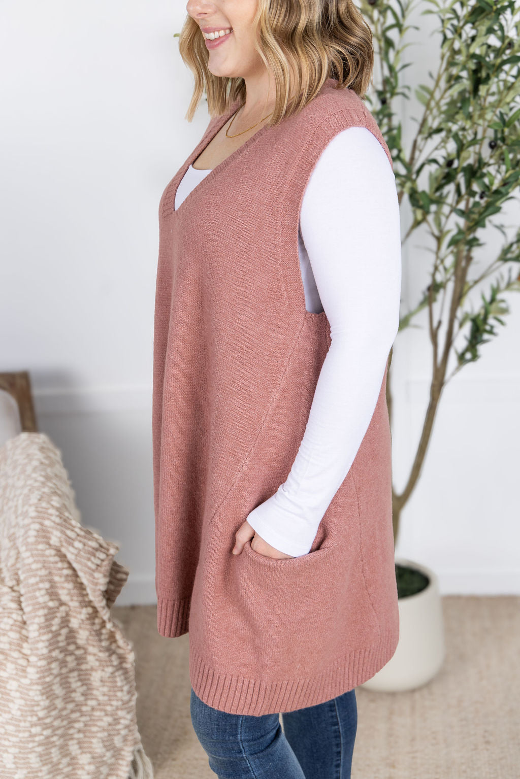 Tunic Sweater Vest - Rose