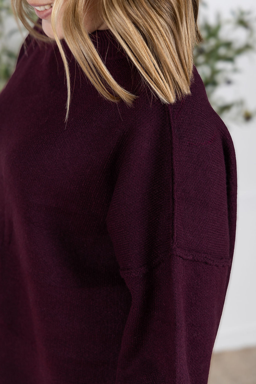 Aurora Cozy Sweater - Burgundy