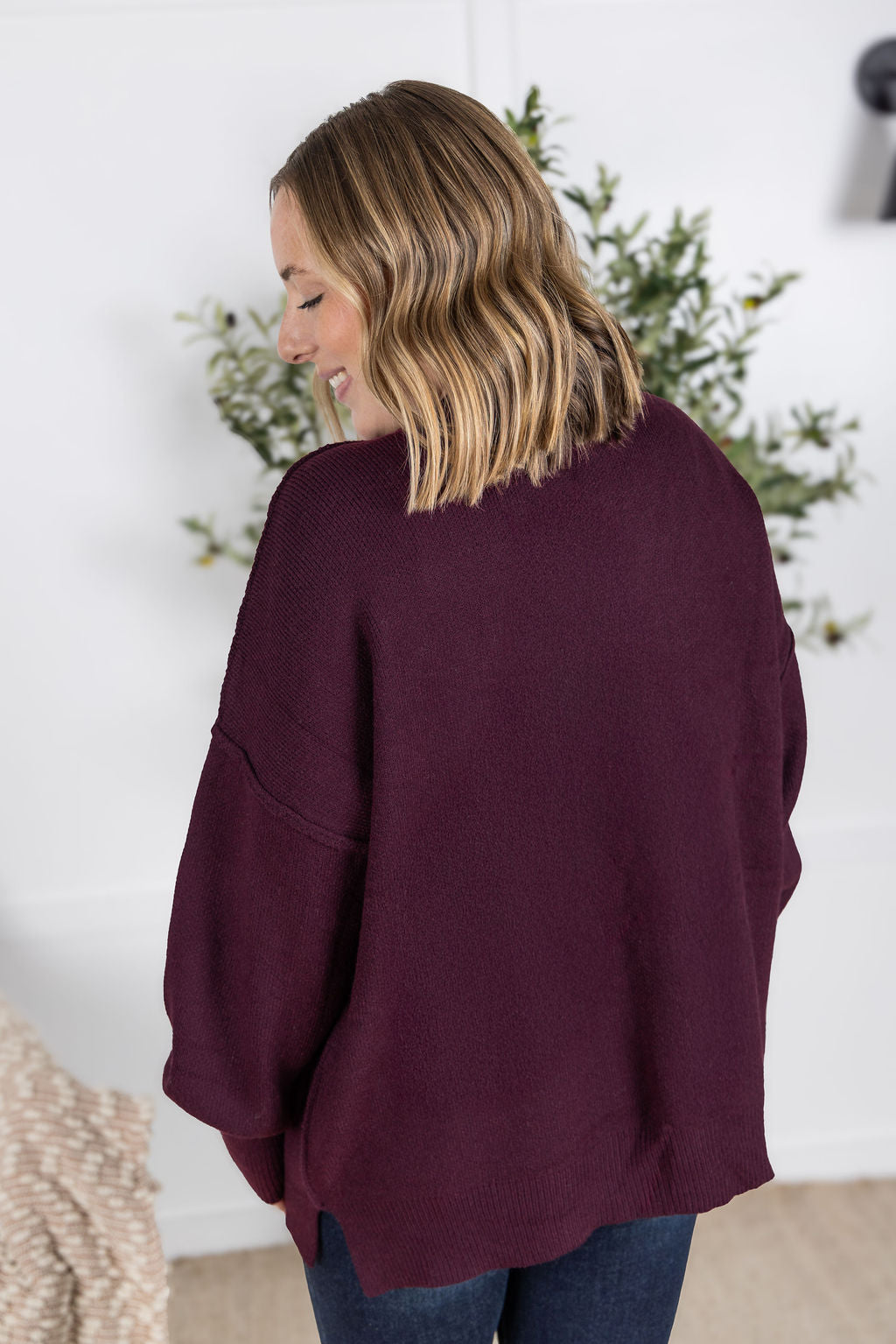 Aurora Cozy Sweater - Burgundy
