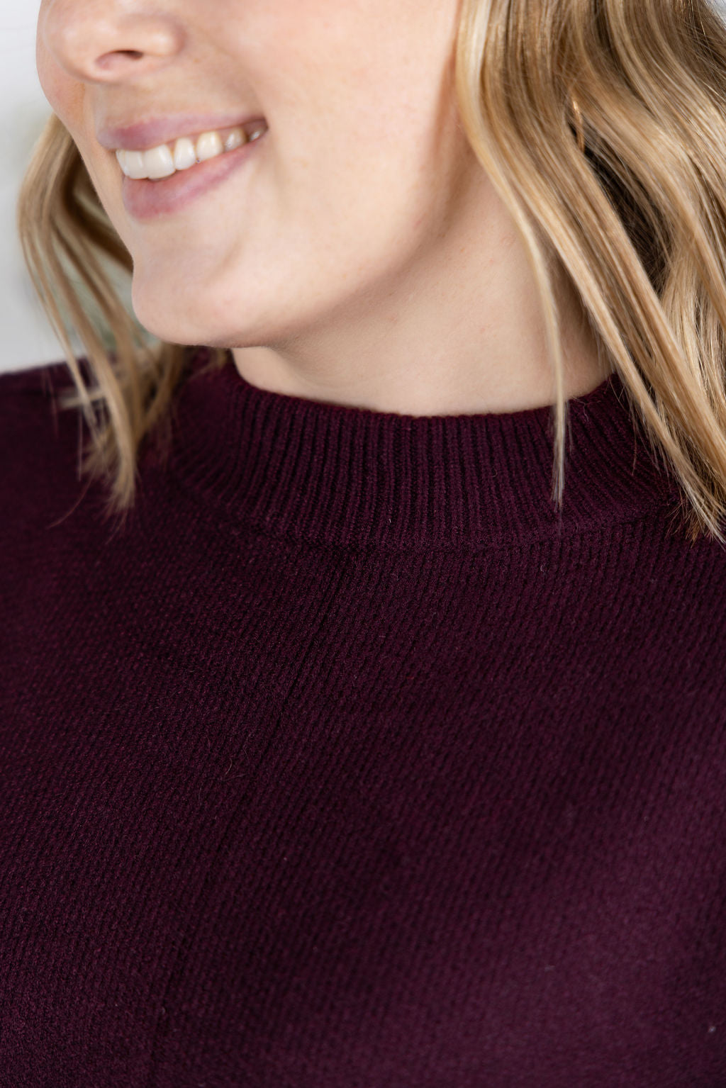 Aurora Cozy Sweater - Burgundy