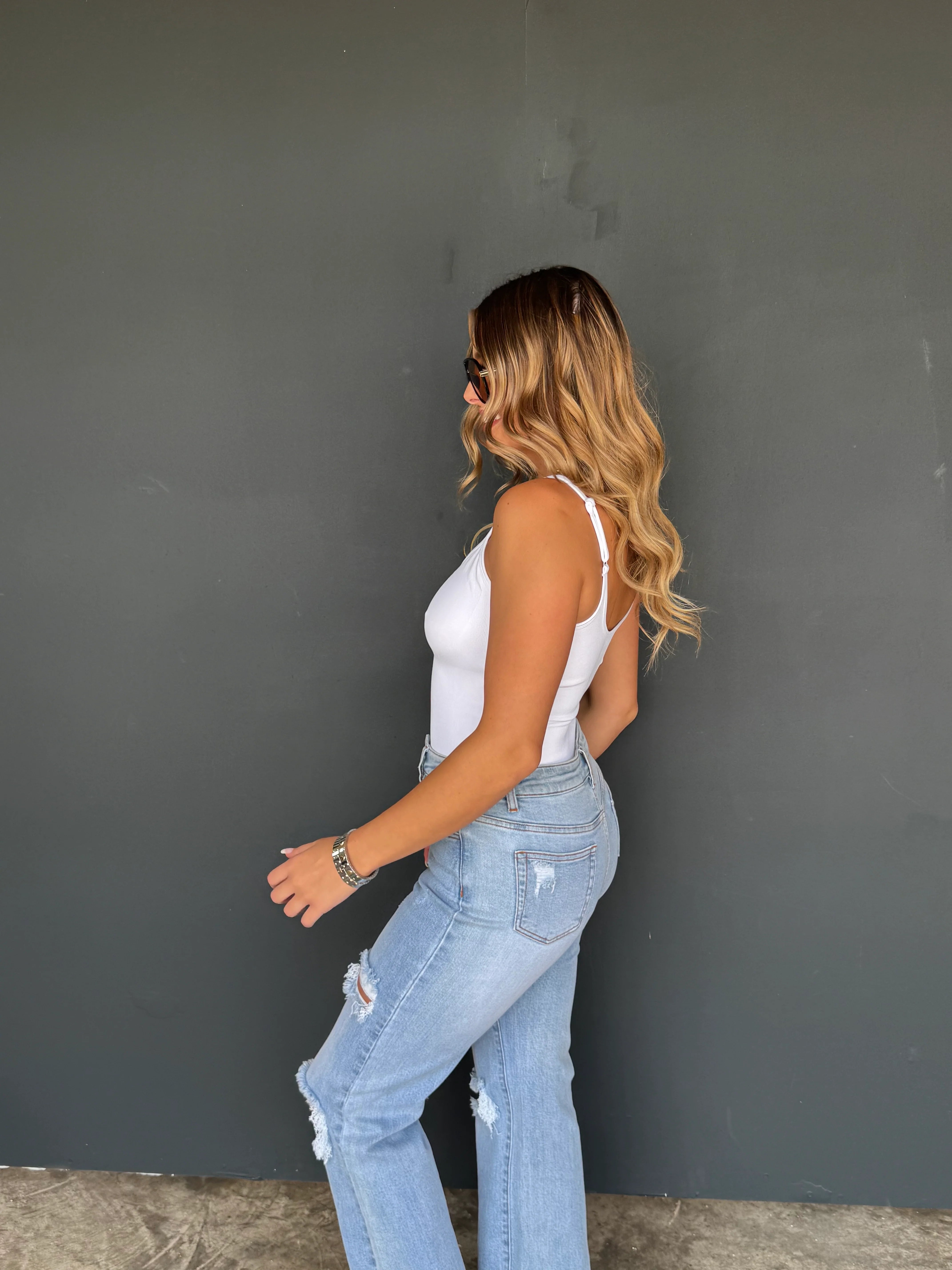 PREORDER- ASHLAND STRAIGHT LEG DISTRESSED JEANS