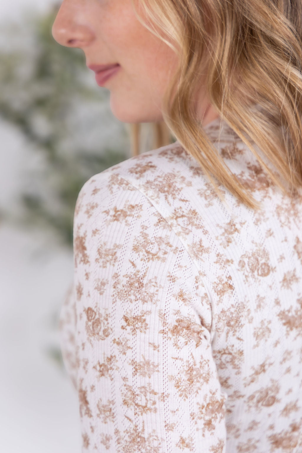 Button Snap Henley Top - Tan Micro Floral