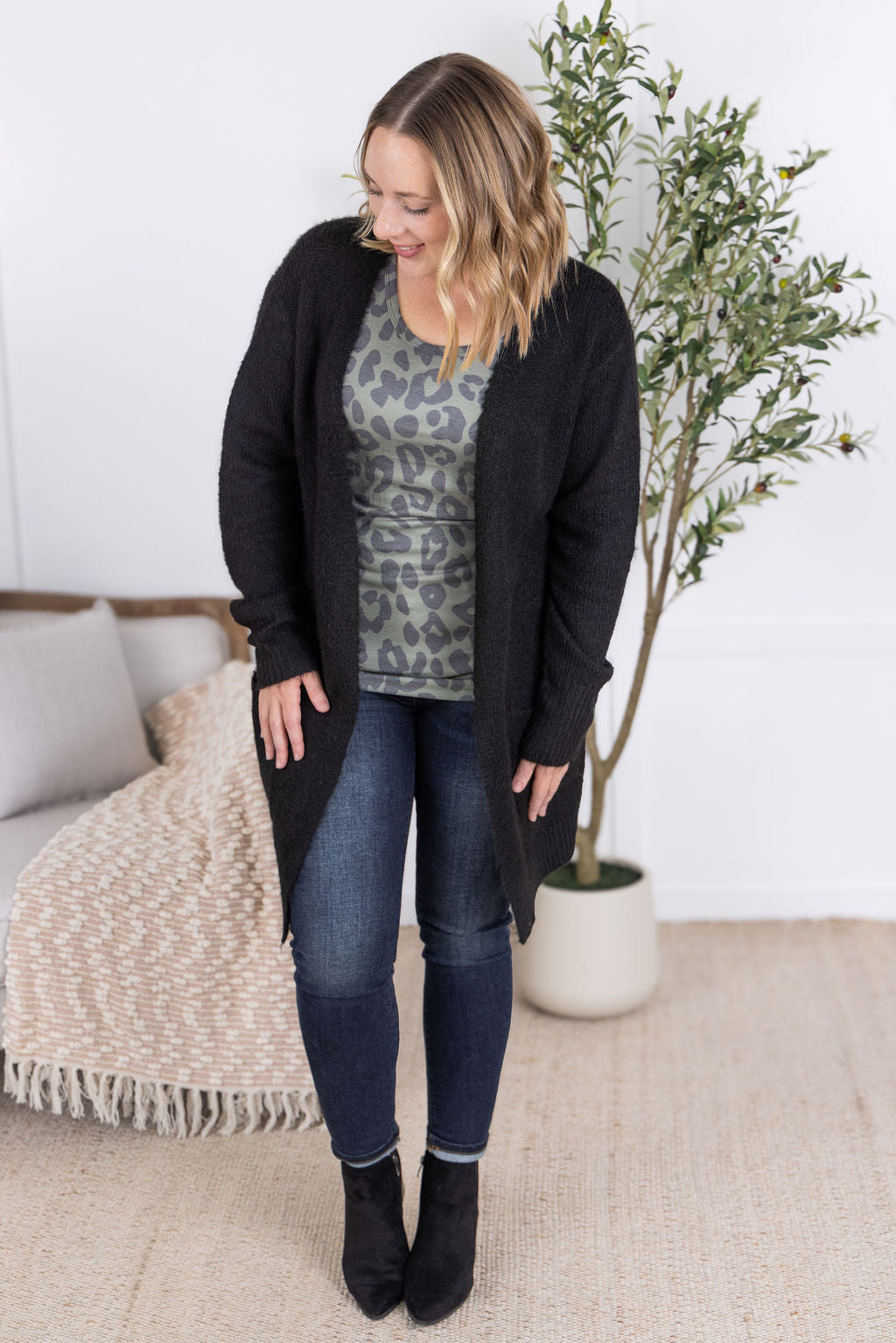 Madison Cozy Cardigan - Black