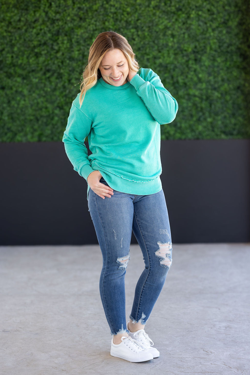 Vintage Wash Pullover - Caribbean Green