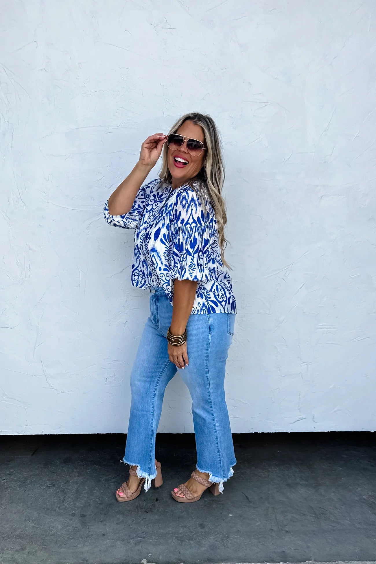 PREORDER- URBAN NON DISTRSSED CROP JEAN