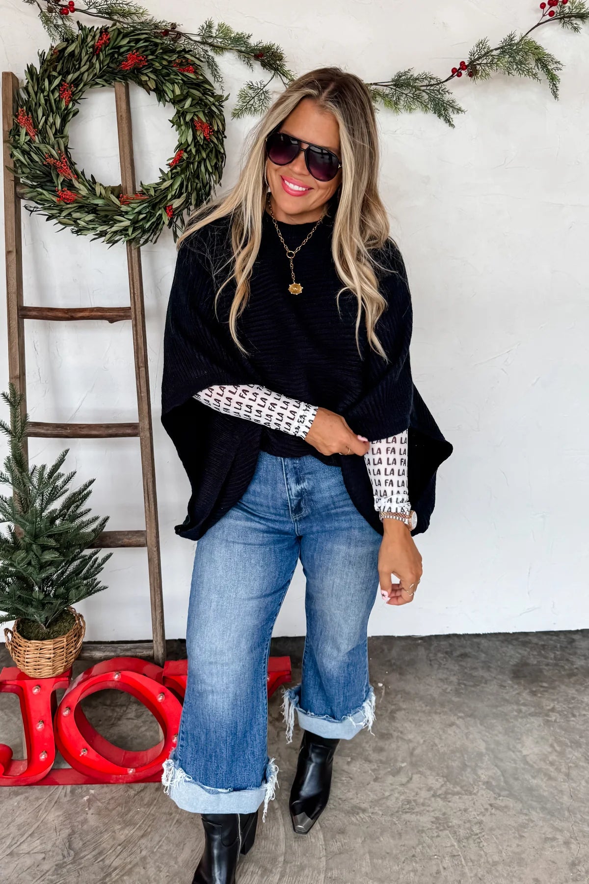RTS- CHRISTMAS MEG PULLOVER PONCHO