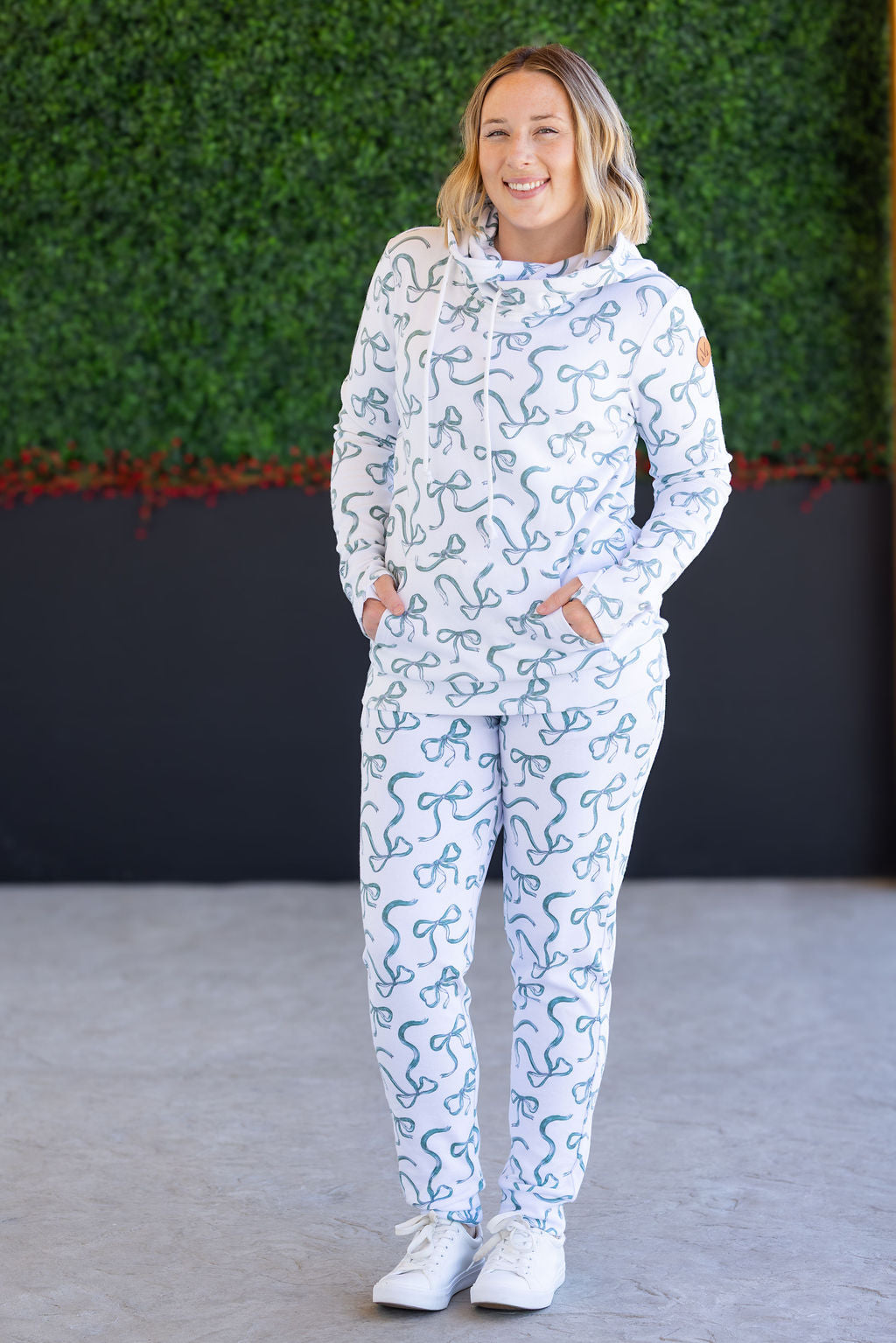 Classic Joggers - Green Ribbons