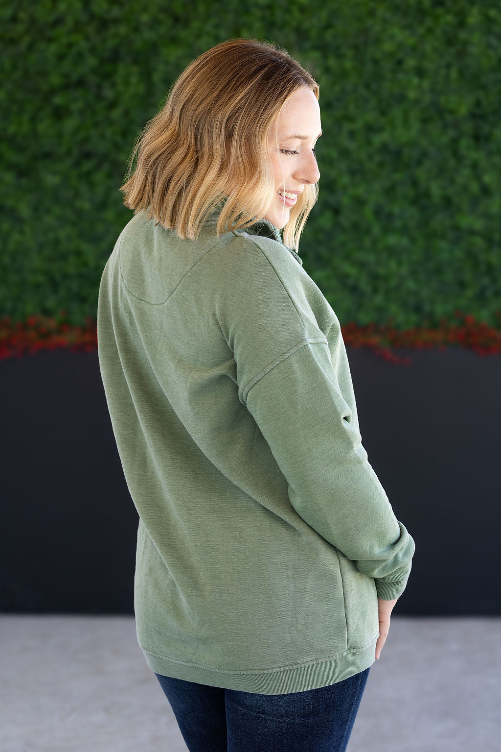 Jesse Vintage Wash Snap Pullover - Olive