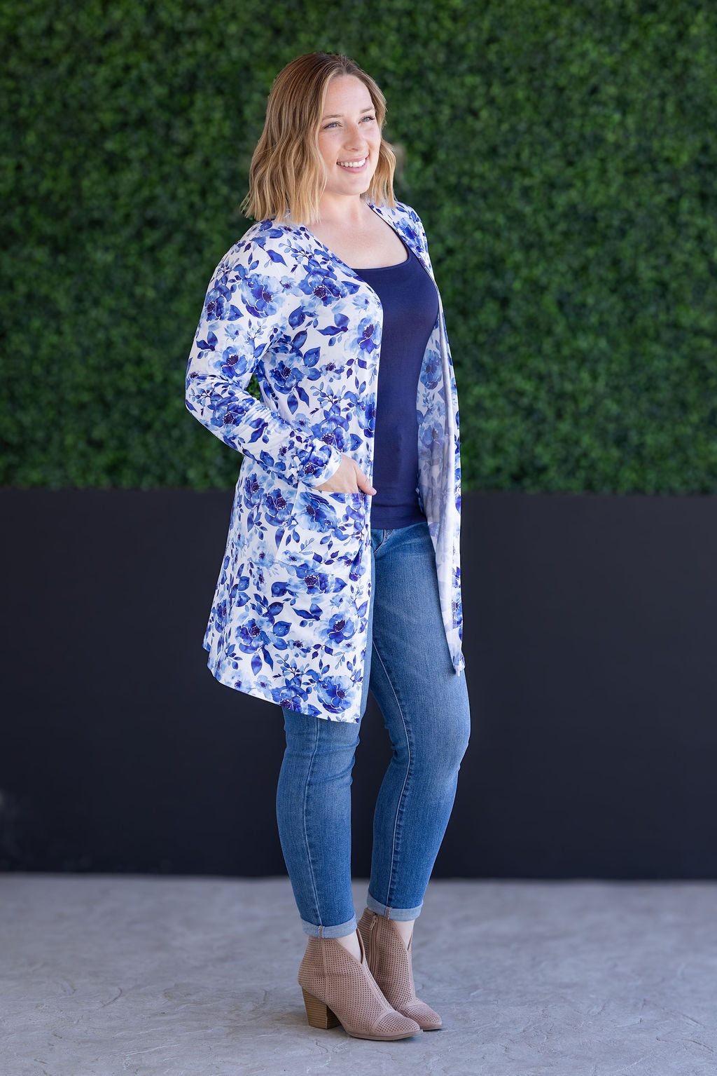 Classic Cardigan - Sapphire Floral