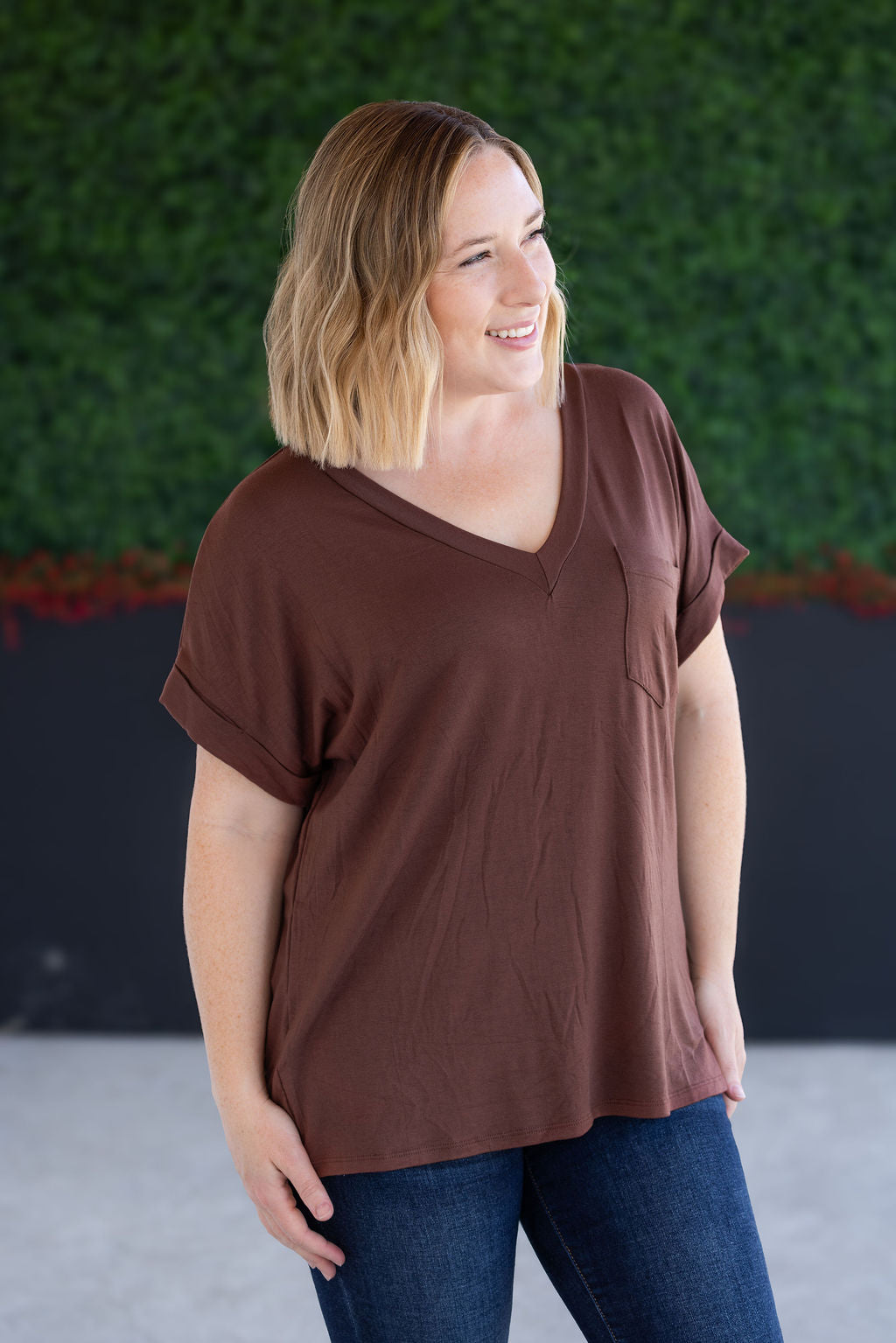 Sierra Pocket Top - Brown