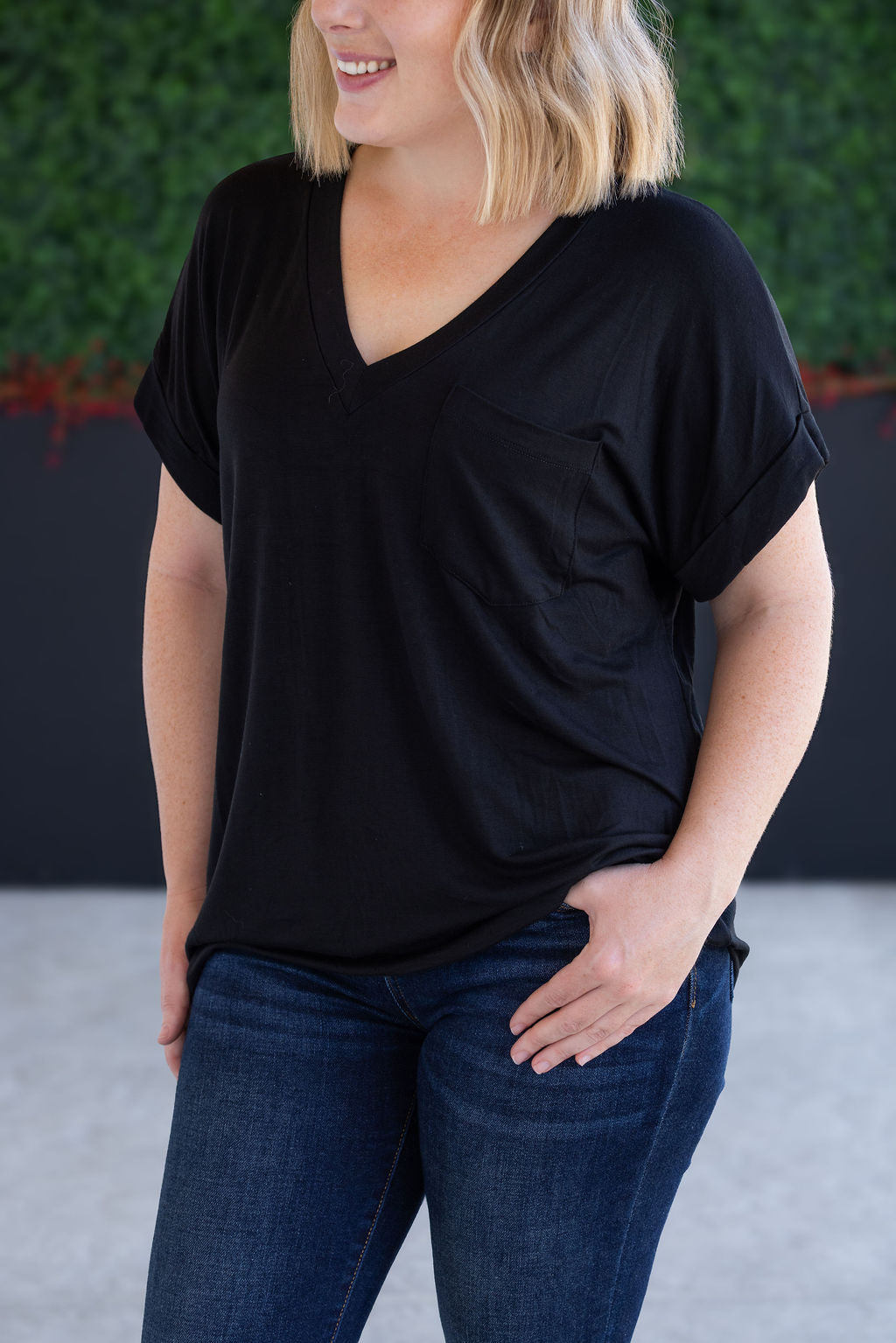 Sierra Pocket Top - Black