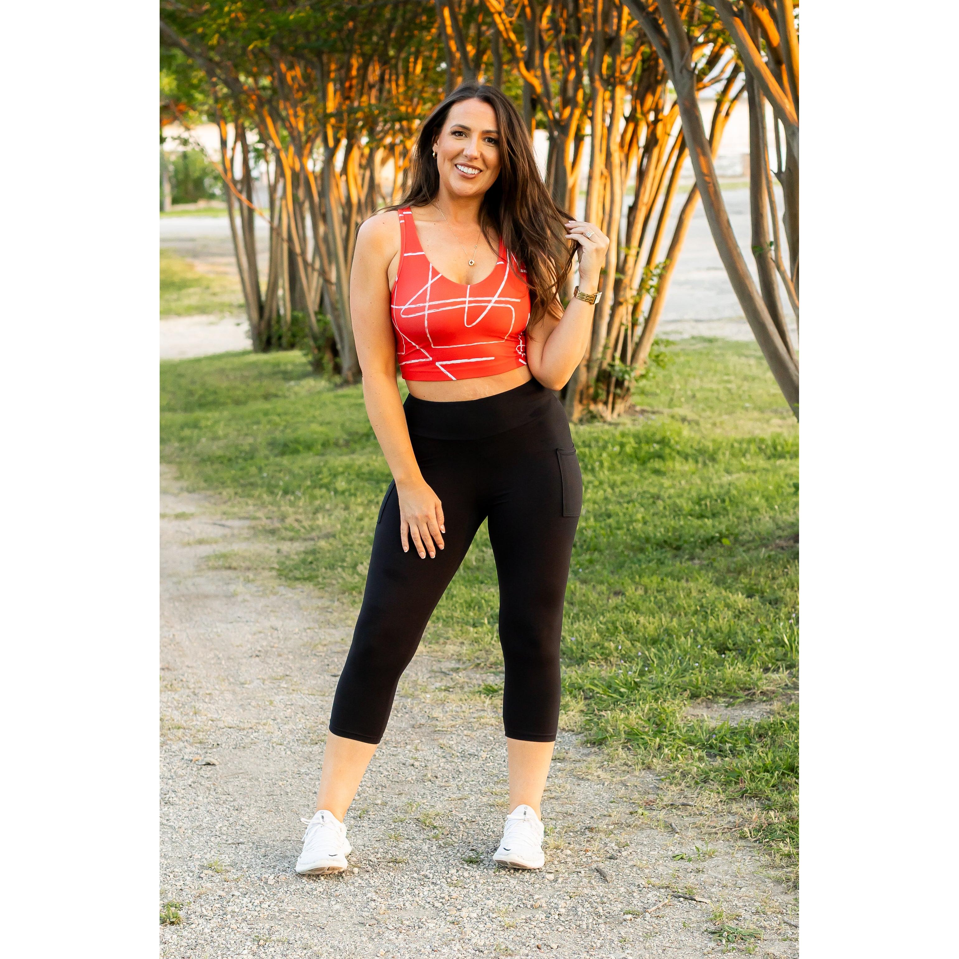 Julia Rose The Cassandra black capri leggings with pockets, Women wearing black capri pocket leggings