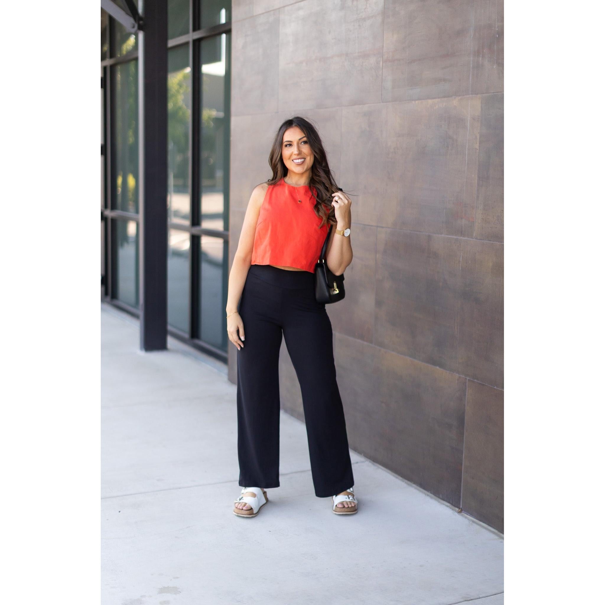 High-waisted black wide leg pants with pockets by Julia Rose, Julia Rose women’s wide leg pants lifestyle image