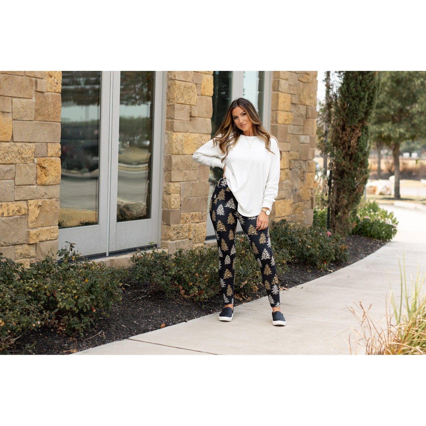 Ready to Ship | Leopard Christmas Tree Leggings with Pocket