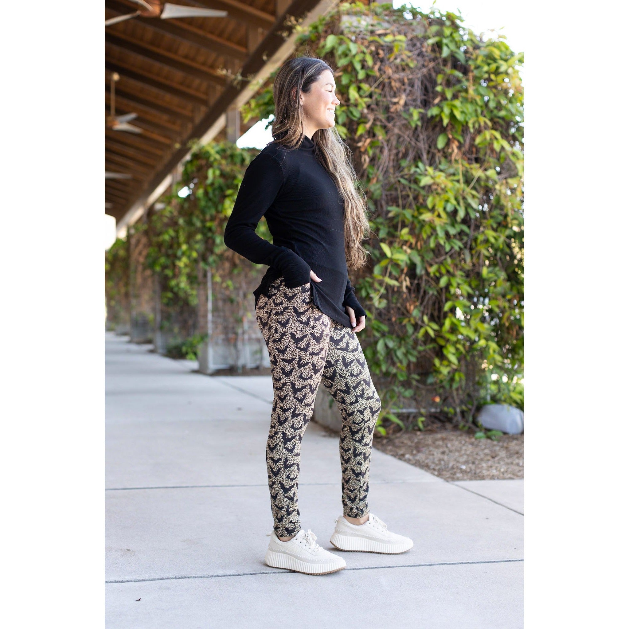 Ready to Ship | The Bianca - Leopard Bats Leggings *