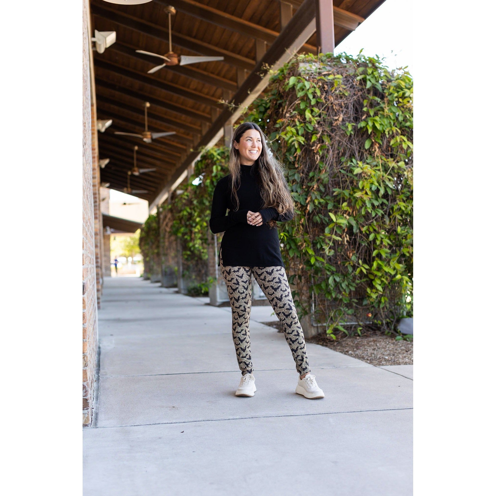 Ready to Ship | The Bianca - Leopard Bats Leggings *