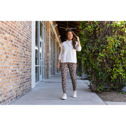 Ready to Ship | The Bianca - Leopard Bats Leggings *