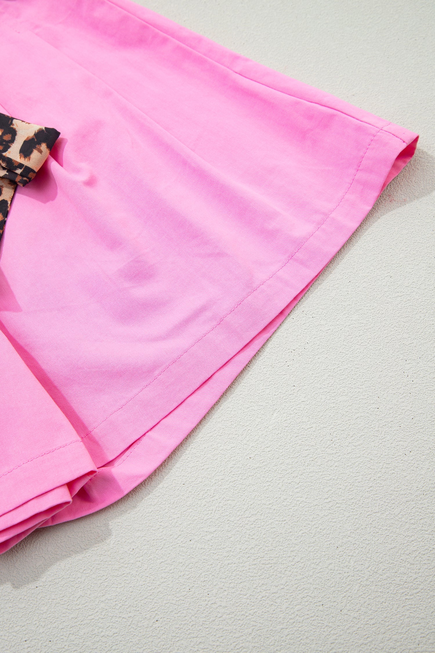 Leopard Contrast Belt Pleated Wide Leg Shorts