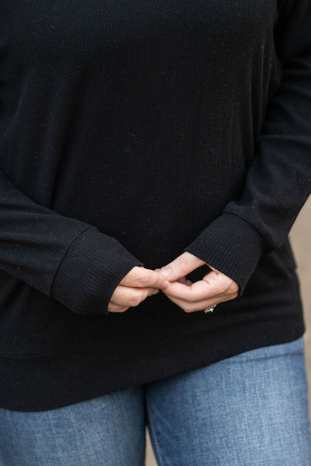 Corrine Ribbed Pullover Top - Black