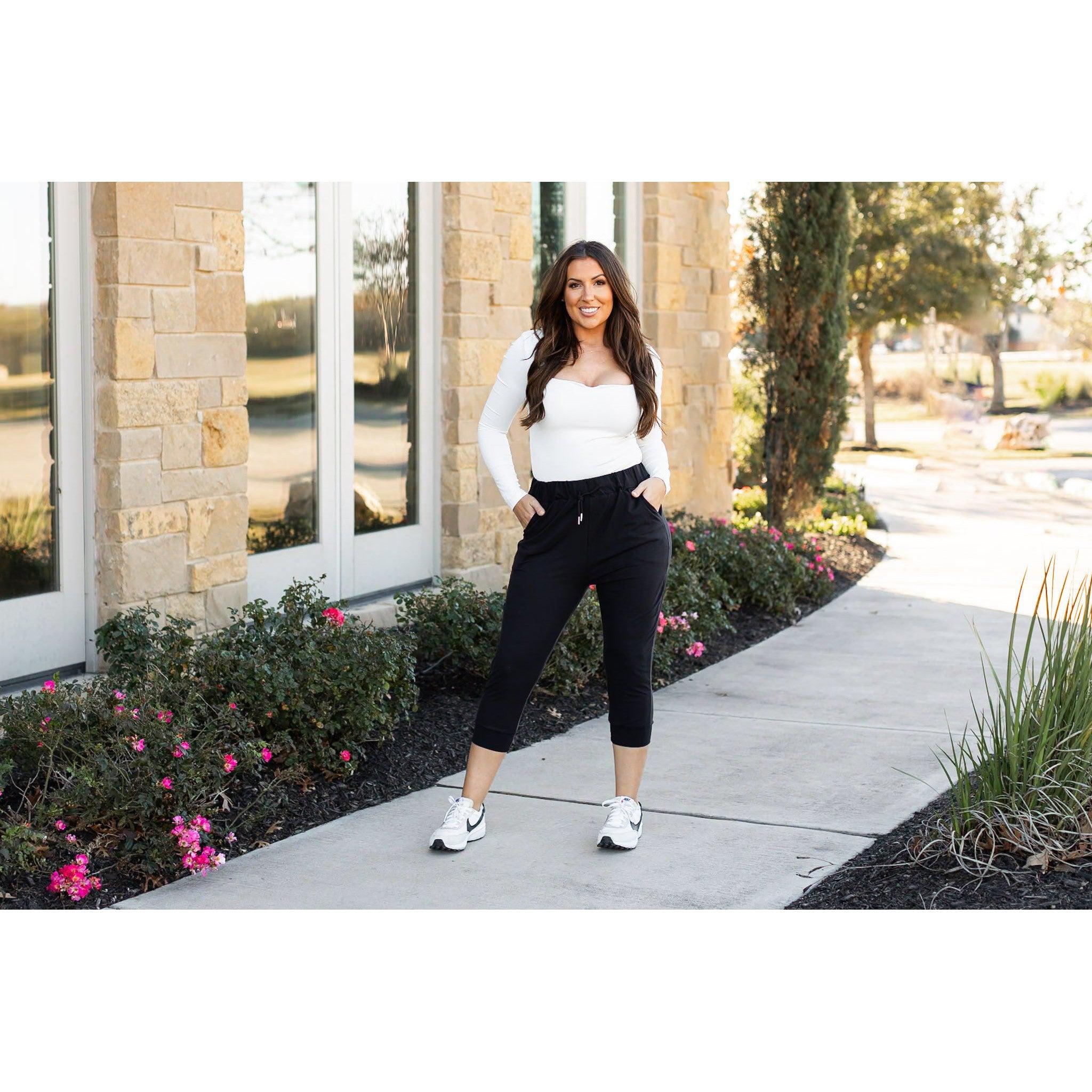 PreOrder | The Sierra - Cropped Joggers