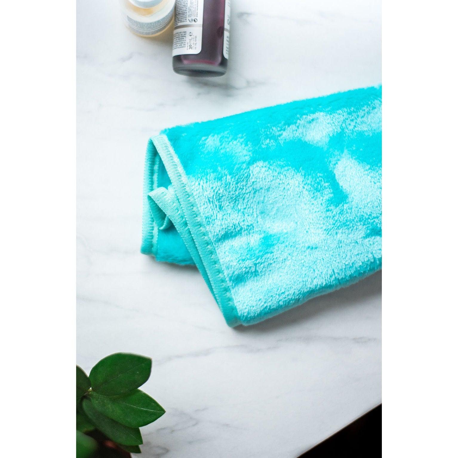 Ready to Ship  | Wash the Day Away- Makeup Remover Cloths